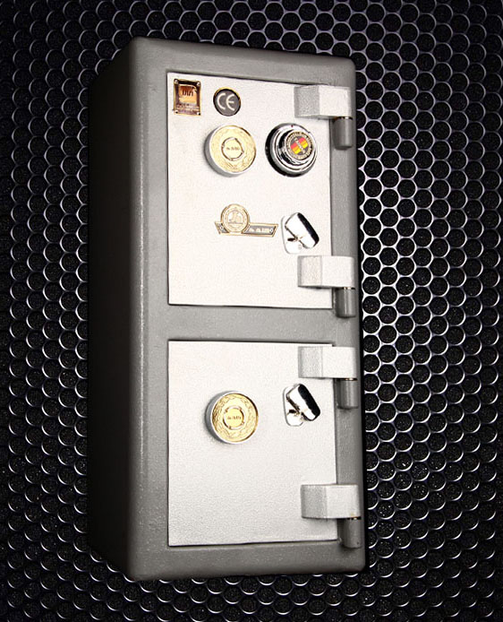 گاوصندوق اداری کاوه مدل 550DKR