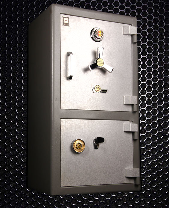 گاوصندوق اداری کاوه 750DKR