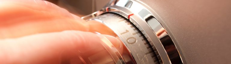 گاوصندوق مکانیکی بخریم یا محصولات جدیدترن