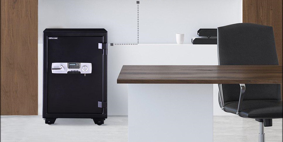 گاوصندوق چرخ و پایه دار