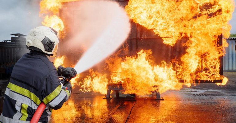 بتن یا آلیاژ ، کدام در آتش سوزی مقاوم تر است ؟